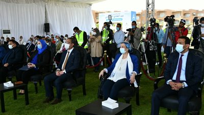 وزيرة البيئة: تكليفات السيسي بإعادة تأهيل البحيرات نموذج تنموي متكامل