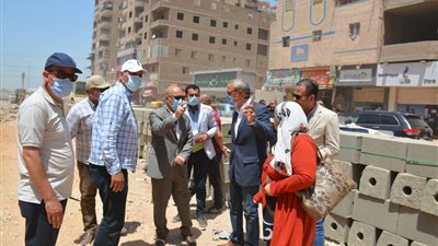 محافظ القليوبية يتابع أعمال رصف مدخل مدينة قليوب وأعمال النظافة بشبرا (صور) 