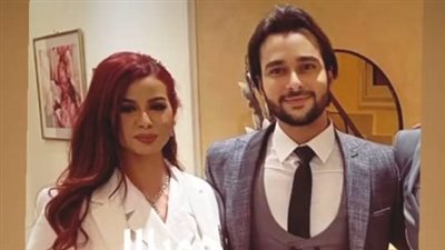 خطيب منة عرفة: 