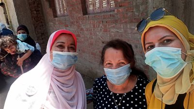 قومي المرأة بسوهاج يختتم حملة التوعية بأهمية التطعيم بلقاح كورونا بإجمالي 32 ألف مواطن