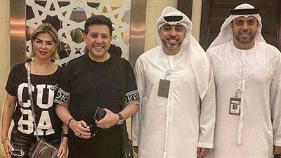 هاني شاكر وزوجته يحصلان على الإقامة الذهبية من الإمارات (صور)