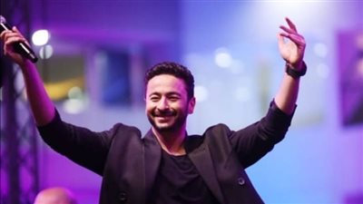 حمادة هلال يتألق في حفل غنائي بمرسى مطروح (صور)