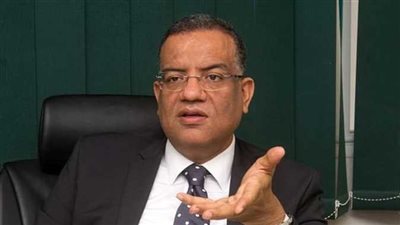 لجنة الثقافة بمجلس الشيوخ تعزي الكاتب الصحفي محمود مسلم في وفاة والده