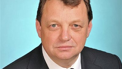 ماذا حدث تحت الماء؟.. تفاصيل غرق رئيس الاستخبارات الأوكرانية السابق بدهب