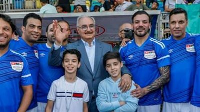 بحضور حفتر.. ظهور عمرو زكي وشادي محمد في لقاء استعراضي بليبيا 