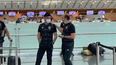 بعثة الأهلي تغادر مطار الدوحة إلى القاهرة بعد الفوز بالسوبر الإفريقي