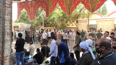 سامي قمصان يستعد لتشييع جثمان والدته بالمنوفية (صور)