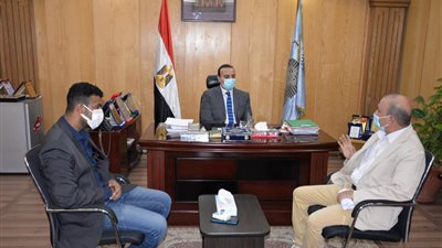 نائب محافظ الأقصر يوجه بضرورة تلقي المرشدين السياحيين لقاح فيروس كورونا