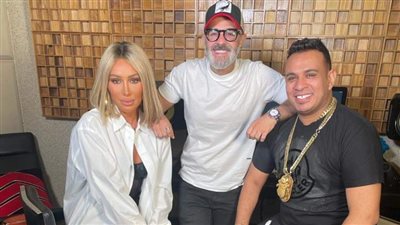 مايا دياب تغني مع محمود الليثي 