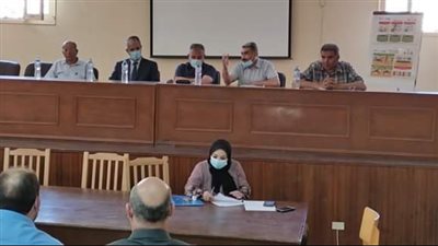 محافظ كفرالشيخ: توزيع 100 ألف كارت على المزارعين خلال الشهر المقبل