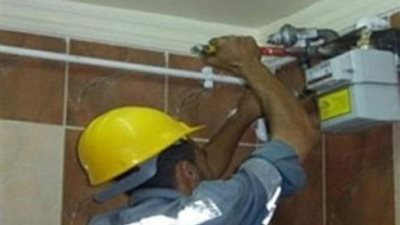 لخدمة 10 آلاف وحدة سكنية.. بدء توصيل الغاز الطبيعي بحي شرق ملوي