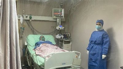 أم تتبرع لنجلها بكليتها.. وفريق طبي من جامعة الزقازيق يُجري العملية (صور)