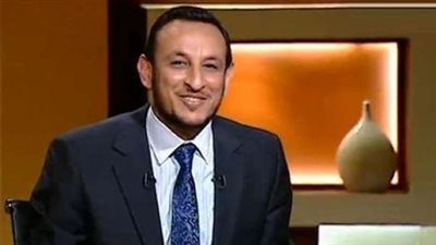 الشيخ رمضان عبد المعز: 