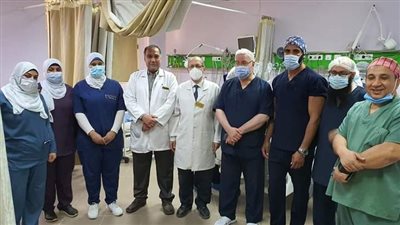 فريق طبي بمستشفى التأمين الصحي ببنها ينجح في إجراء أول عملية قلب مفتوح