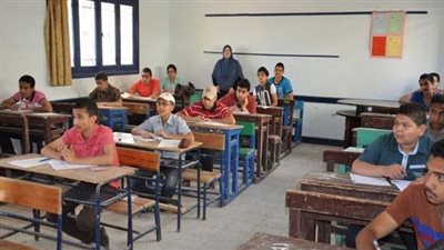 بدء امتحانات الشهادة الإعدادية بالقاهرة وعدد من المحافظات