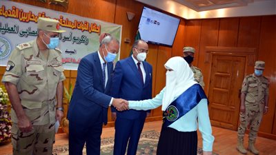 تكرم أسر الشهداء ومصابي العمليات الحربية بالقليوبية