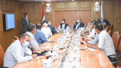 تطوير 5 مناطق غير مخططة بمدينة قنا بتكلفة 180 مليون جنيه