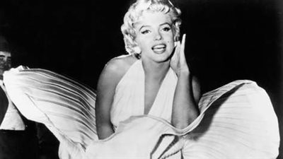 كل ما تريد معرفته عن الصورة الأشهر لمارلين مونرو.. مكان التصوير الحقيقي وثمن الفستان عند بيعه
