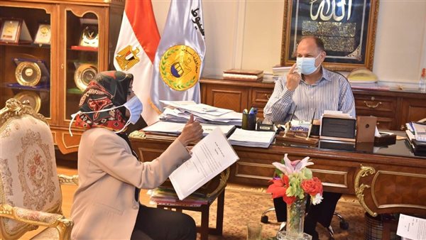 محافظ أسيوط يلتقي