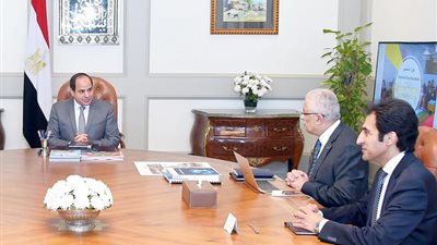 السيسي يجتمع بوزيري التعليم والاتصالات للاطلاع على آخر استعدادات امتحانات الثانوية العامة
