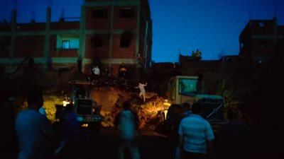 الحماية المدنية بالمنوفية تدفع بسيارات الإطفاء للسيطرة على حريق منزل 3 طوابق بالخطاطبة (صور) 