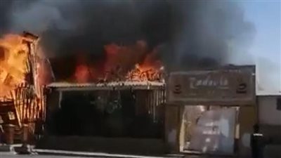 حريق هائل في كافيتريات بكورنيش السويس الجديد