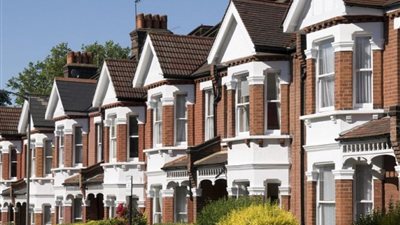 توقعات بارتفاع أسعار العقارات في بريطانيا