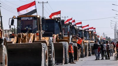 استقبال حافل للمُعدات المصرية في قطاع غزة (صور)