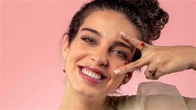 صولا عمر تطرح أغنية 