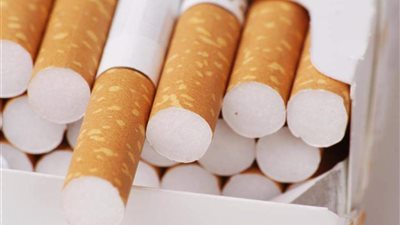 الحكومة تقرر وقف الافراج عن السجائر ومنتجات الدخان المغشوشة | مستند