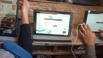 الثانوية العامة 2021.. 3 خطوات للمراقبين للتأكد من عدم احتواء التابلت على أي شريحة