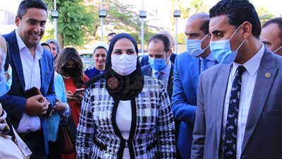 وزيرة التضامن تفتتح معرض ديارنا بالساحل الشمالي 