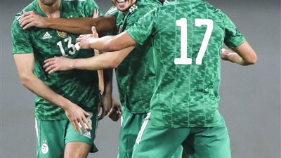 بمشاركة ديانج وتسجيل محرز.. الجزائر تفوز على مالي وديًا