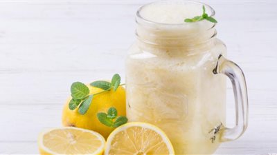 دراسة: تناول عصير الثوم والليمون يخفض من ضغط الدم المرتفع