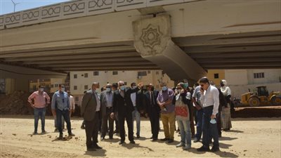 محافظ الجيزة: الانتهاء من كباري المشاة بجسر ترعة المريوطية نهاية الشهر الجاري