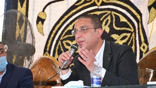 الدكتور أحمد الأنصاري،