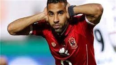 استرد وعيه وتحدث مع زوجته.. آخر تطورات حالة مؤمن زكريا 