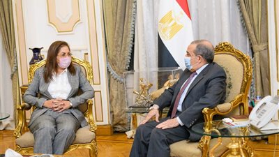 الإنتاج الحربي والتخطيط تبحثان الخطة الاستثمارية للعام المالي 21 / 22 ومبادرة 