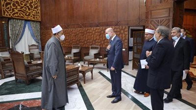 شيخ الأزهر يقرر مضاعفة المنح الدراسية لأبناء فلسطين