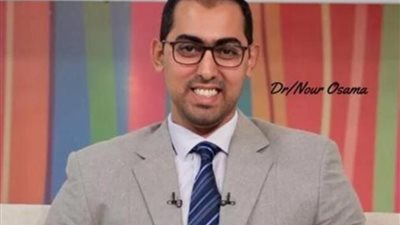 استشاري نفسي يوضح 3 سيناريوهات لدوافع كتابة طالبة رسالة مُؤثرة للمدرس