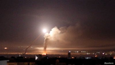 سماع دوي انفجارات في سماء مدينة حمص السورية