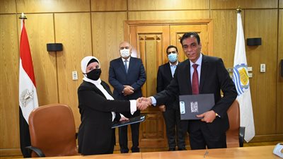 بروتوكول تعاون بين محافظة قنا و