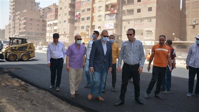 محافظ القليوبية يتابع أعمال رصف شارع أحمد عرابي  بشبرا الخيمة