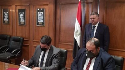 غرفة الأثاث توقع مذكرة تفاهم مع الشركة التجارية لتأمين واردات الأخشاب