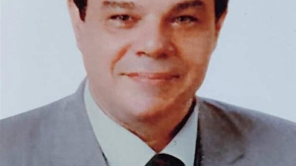 الفنان كلود رطل