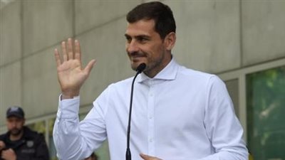 كاسياس يعلن اختراق حسابه بعد تغريدة شذوذه الجنسي