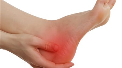  نصائح لعلاج آلام كعب القدم.. تعرف عليها 