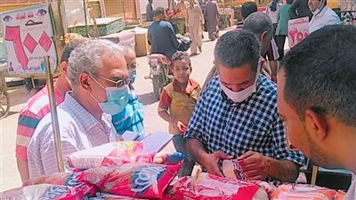 تحرير 30 مخالفة متنوعة وإعدام 10 كيلو لحوم فاسدة خلال حملة بسوهاج (صور)