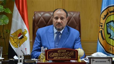 نائب رئيس جامعة الأزهر يتابع حالة طالبتين أصيبتا في إطلاق ألعاب نارية بأسيوط