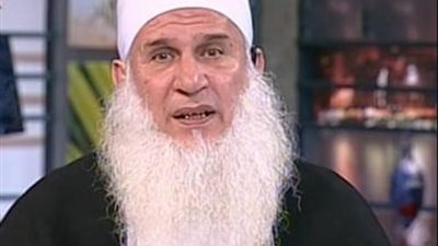 الشيخ محمد حسين يعقوب يطلب من المحكمة منع تصويره.. ورئيس الجلسة يُعلّق